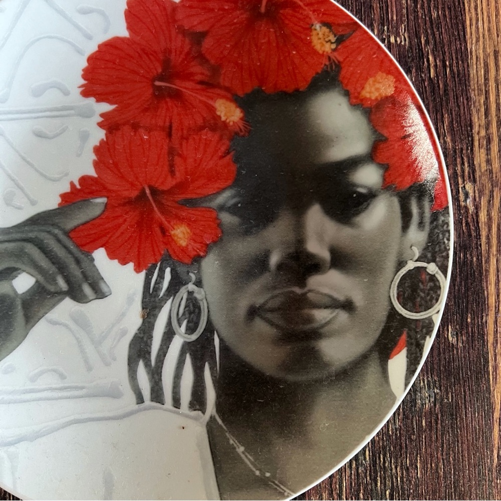 Limited Edition Plates - Picture 3 of 6